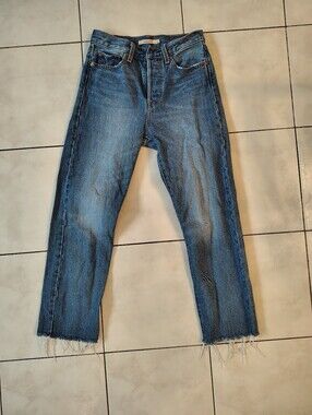Levi's Wedgie straight Leg Medium Blue Jeans